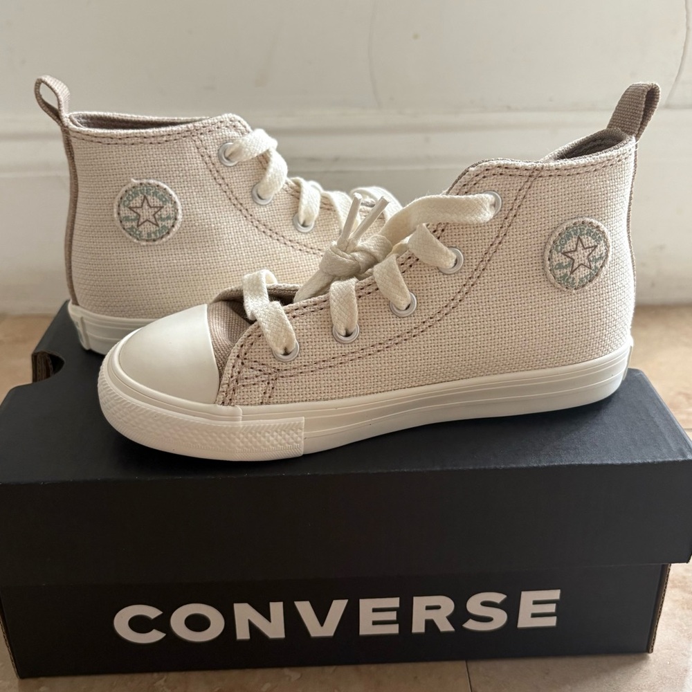Converse Cream High-Top Sneakers Classic Design